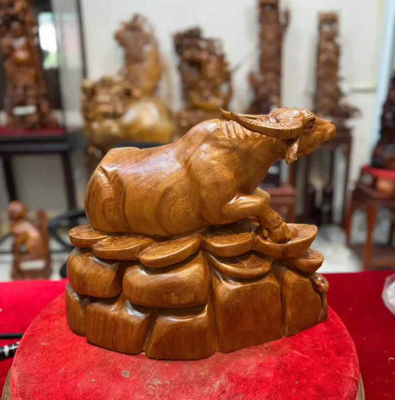 trau-nam-tien-G5842-5 Tượng Trâu Nằm Tiền Vàng Ngọc Am Lên Tuyết Đẹp G5842