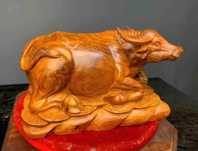 trau-tai-loc-go-huong-ta-G5448-2 Tượng Trâu Tài Lộc Gỗ Hương Ta Liền Khối G5448