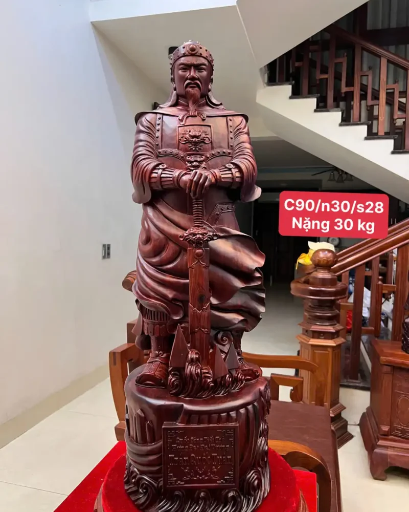 tuong-tran-quoc-G5971-1 Tượng Trần Quốc Tuấn Chống Kiếm Gỗ Tử Đàn To Nặng Đẹp Liền Khối G5971