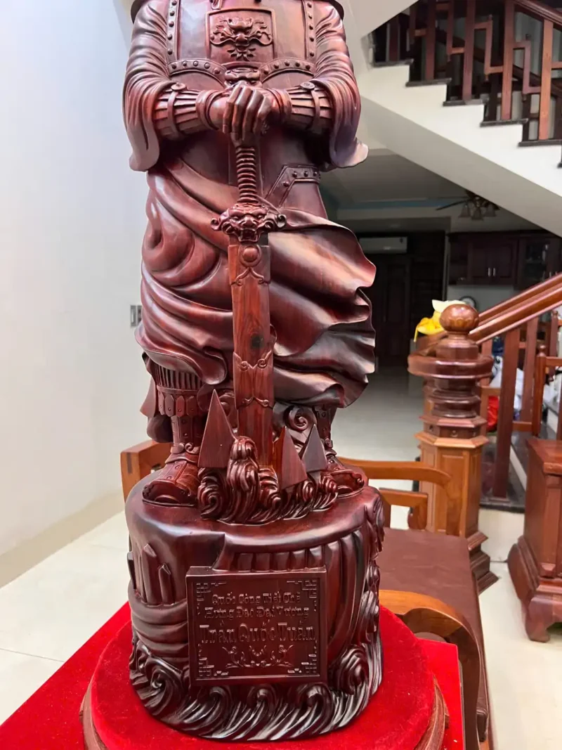 tuong-tran-quoc-G5971-4 Tượng Trần Quốc Tuấn Chống Kiếm Gỗ Tử Đàn To Nặng Đẹp Liền Khối G5971