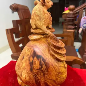 Tượng Gỗ Chuột Gỗ Cẩm Việt Siêu Vân Liền Khối 32 - 23 - 17