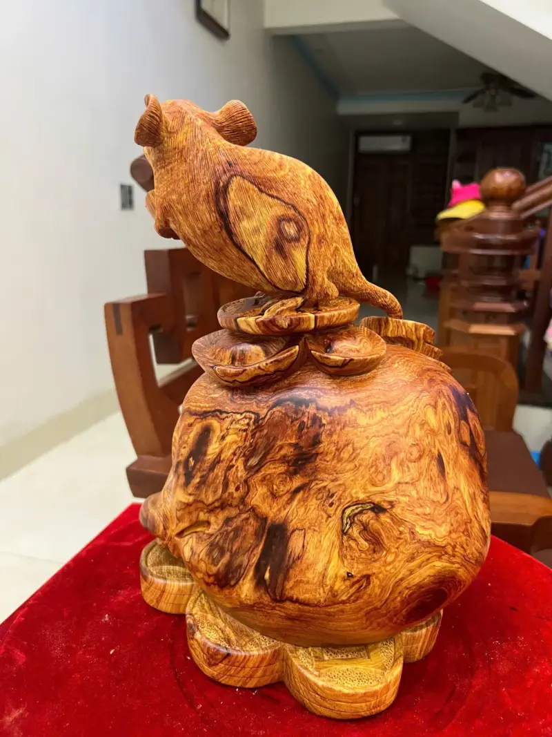 Tượng Gỗ Chuột Gỗ Cẩm Việt Siêu Vân Liền Khối 32 - 23 - 17