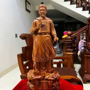 Tượng Gỗ Trần Quốc Tuấn Gỗ Sưa Bắc Liền Khối Mộc Đẹp Vân Tím 50 - 18 - 14