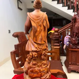 Tượng Gỗ Trần Quốc Tuấn Gỗ Sưa Bắc Liền Khối Vân Tím 60 - 19 - 16