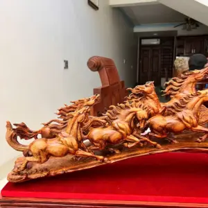 Tượng Gỗ Cầu Bát Mã Gỗ Sưa Bắc Liền Khối 27 - 69 - 17