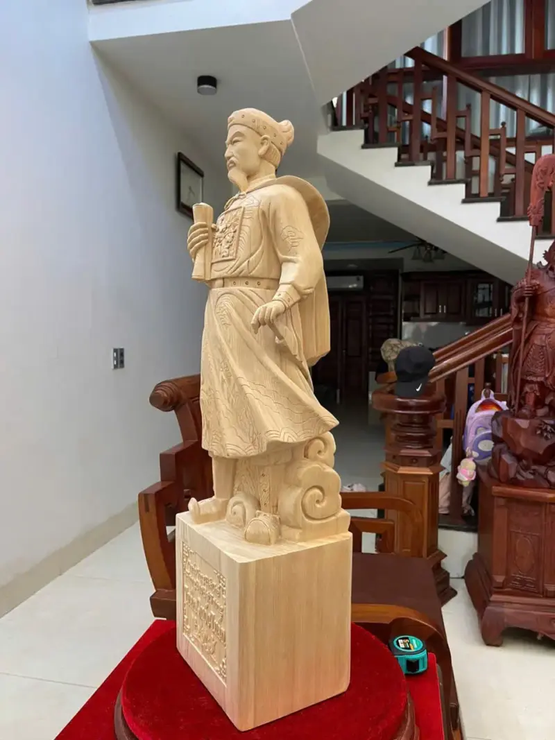 Tượng Gỗ Trần Quốc Tuấn Gỗ Ngọc Am Liền Khối 80 - 23 - 18