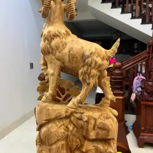 Tượng Gỗ Nhất Dê Gỗ Ngọc Am Liền Khối Gỗ Già Thơm 73 - 35 - 15