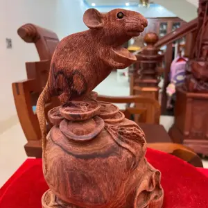 Tượng Gỗ Chuột Bê Vàng Gỗ Cẩm Việt Liền Khối (Mộc) 31 - 20 - 14