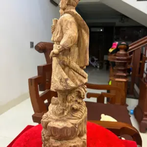 Tượng Gỗ Trần Quốc Tuấn Gỗ Sưa Bắc Liền Khối 50 - 18 - 14