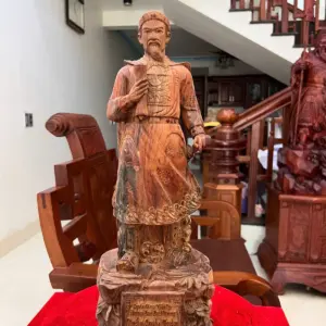 Tượng Gỗ Trần Quốc Tuấn Gỗ Trắc Việt Liền Khối 50 - 17 - 14