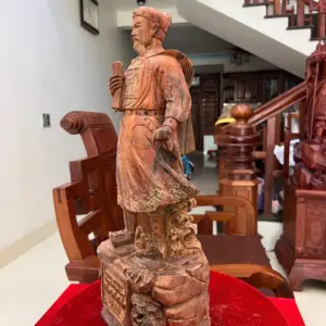 Tượng Gỗ Trần Quốc Tuấn Gỗ Trắc Việt Liền Khối 50 - 17 - 14