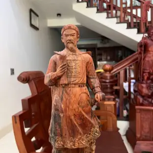 Tượng Gỗ Trần Quốc Tuấn Gỗ Trắc Việt Liền Khối 50 - 17 - 14