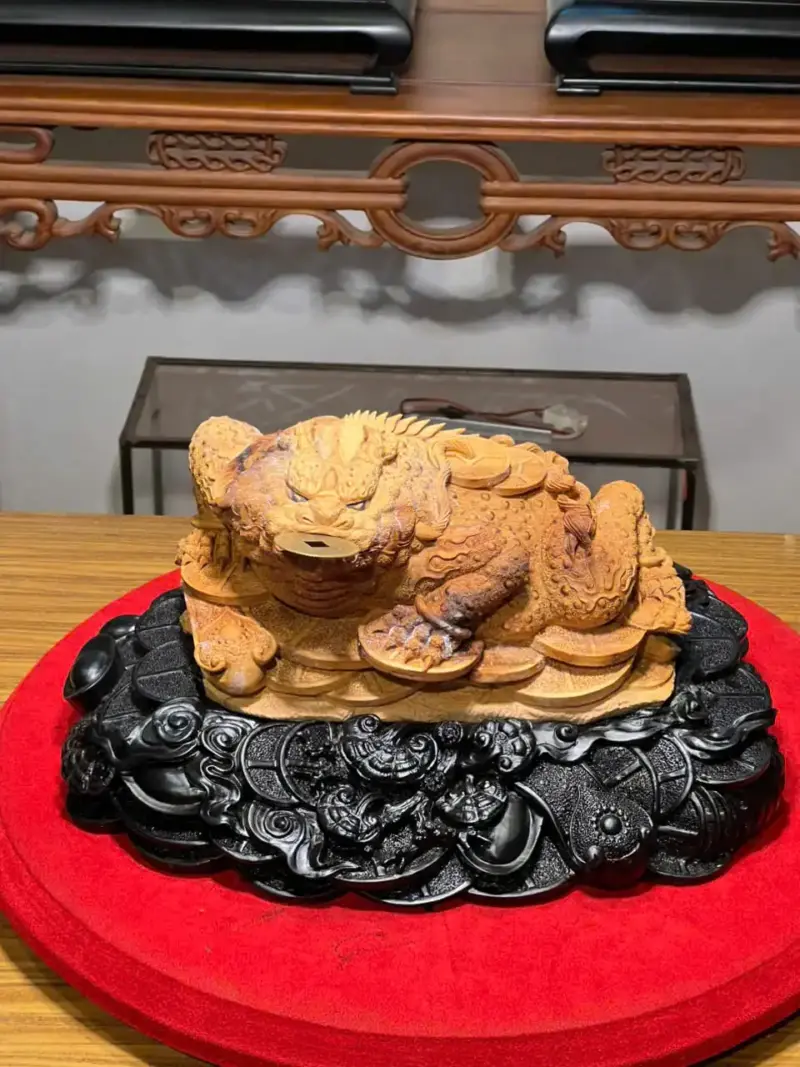 Tượng Cóc Gỗ Hoàng Đàn Cao 22cm