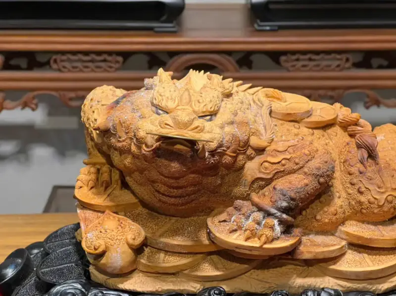 Tượng Cóc Gỗ Hoàng Đàn Cao 22cm