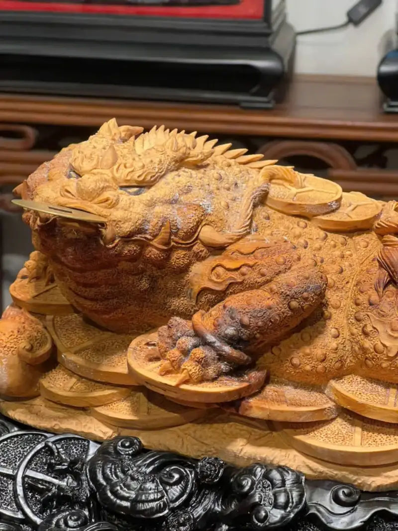 Tượng Cóc Gỗ Hoàng Đàn Cao 22cm