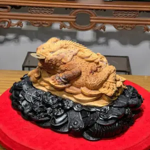 Tượng Cóc Gỗ Hoàng Đàn Cao 22cm