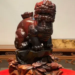 Tượng Nghê Gỗ Trắc Cao 40cm