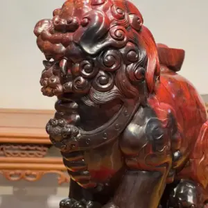 Tượng Nghê Gỗ Trắc Cao 40cm