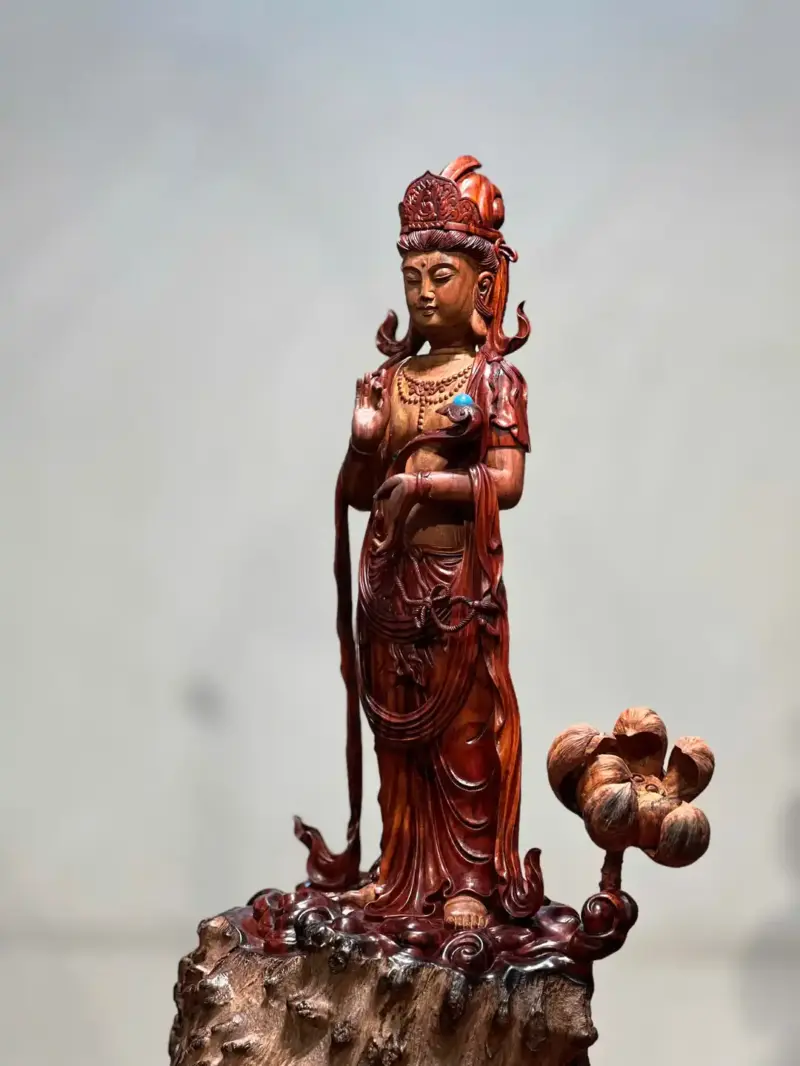 Tượng Phật Gỗ Nu Trắc Cao 58cm