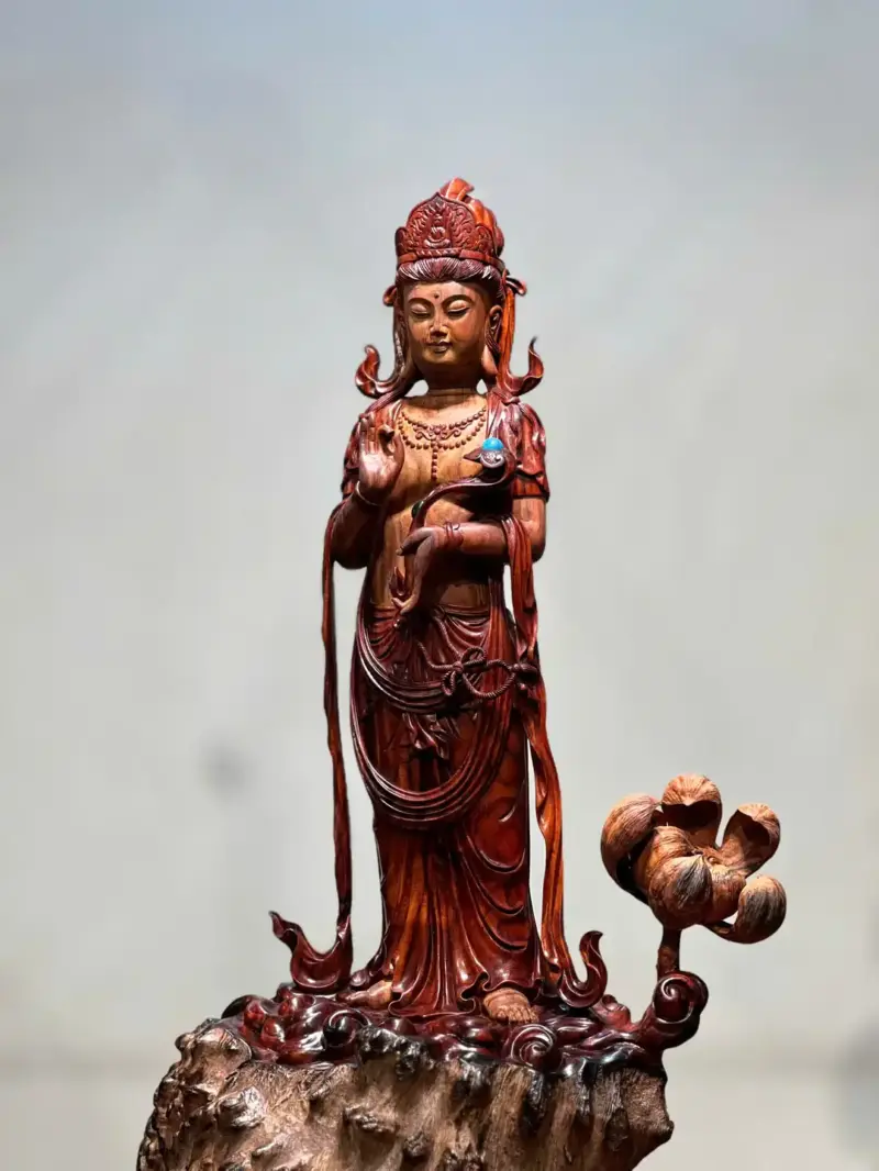 Tượng Phật Gỗ Nu Trắc Cao 58cm