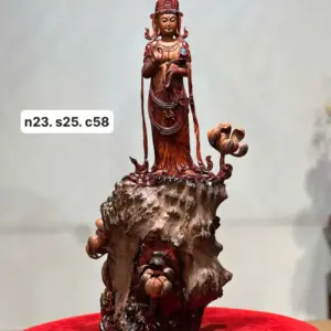 Tượng Phật Gỗ Nu Trắc Cao 58cm