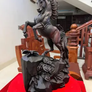 Tượng Nhất Mã Phi Thiên Gỗ Trắc Đen Liền Khối Cao 48cm