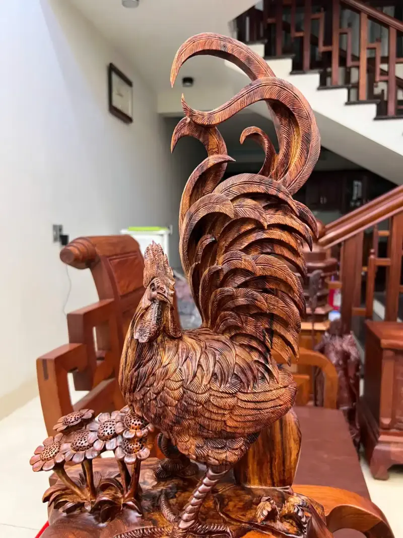 Tượng Nhất Kê Gỗ Sưa Bắc Cao 57cm