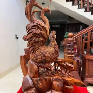Tượng Nhất Kê Gỗ Sưa Bắc Cao 57cm
