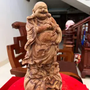 Tượng Di Lặc Chúc Phúc Gỗ Sưa Bắc Liền Khối Gỗ Già Tím Lịm Có Sơn Cao 40cm