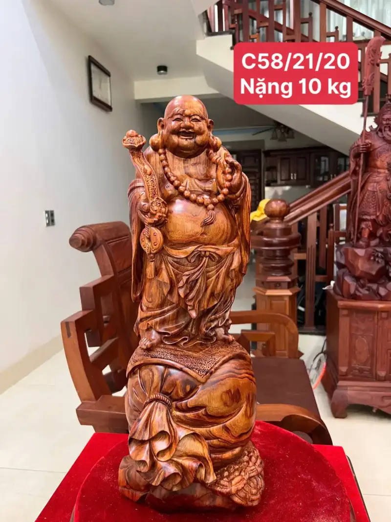 Tượng Di Lặc Gỗ Sưa Bắc Liền Khối Vân Đẹp Cao 58cm