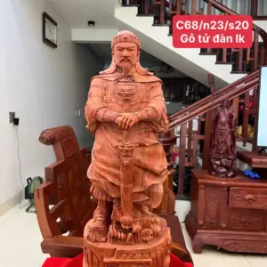 Tượng Trần Quốc Tuấn Chống Kiếm Gỗ Tử Đàn Có Sơn Cao 68cm