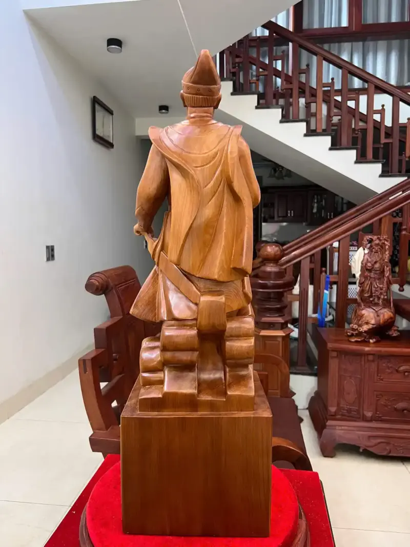 Tượng Trần Quốc Tuấn Gỗ Ngọc Am Liền Khối Cao 80cm