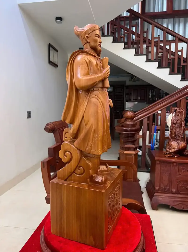 Tượng Trần Quốc Tuấn Gỗ Ngọc Am Liền Khối Cao 80cm