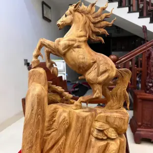 Tượng Nhất Mã Gỗ Ngọc Am Chất Gỗ Già Thơm Cao 59cm