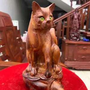 Tượng Mèo Ngồi Bao Tiền Gỗ Sưa Bắc Liền Khối Cao 28cm
