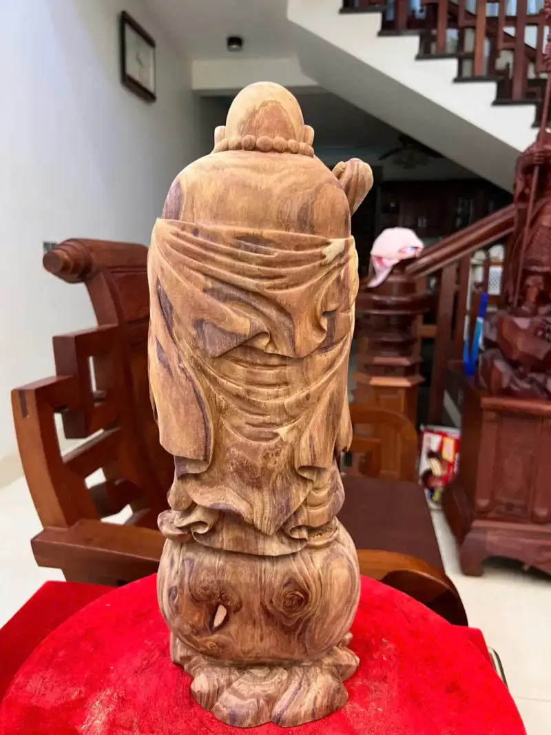 Tượng Di Lặc Gỗ Sưa Bắc Liền Khối Vân Đẹp Có Sơn Cao 46cm