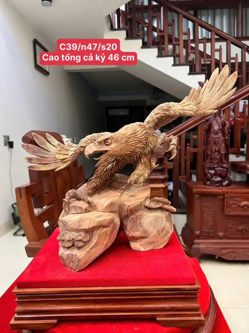 Tượng Đại Bàng Gỗ Sưa Bắc Liền Khối Mộc Đẹp Có Sơn Cao 39cm
