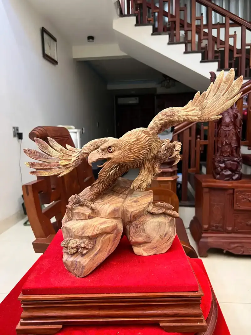 Tượng Đại Bàng Gỗ Sưa Bắc Liền Khối Mộc Đẹp Có Sơn Cao 39cm