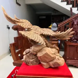 Tượng Đại Bàng Gỗ Sưa Bắc Liền Khối Mộc Đẹp Có Sơn Cao 39cm