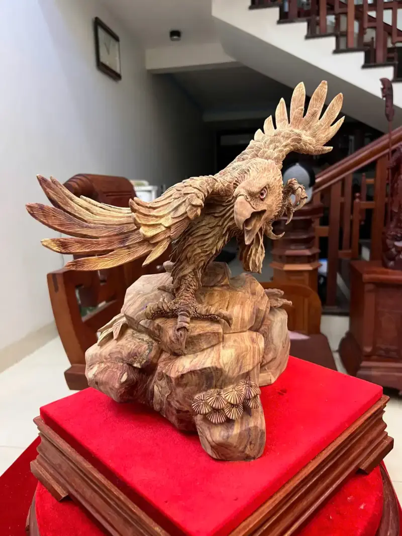 Tượng Đại Bàng Gỗ Sưa Bắc Liền Khối Mộc Đẹp Có Sơn Cao 39cm