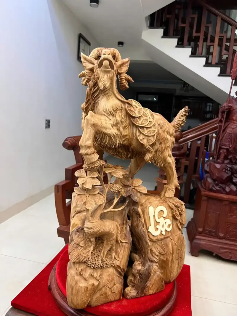 Tượng Nhất Dê Gỗ Ngọc Am To Đẹp Đậm Dầu Cao 71cm