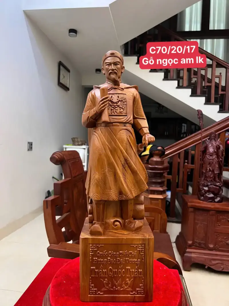 Tượng Trần Quốc Tuấn Gỗ Ngọc Am Liền Khối Cao 70cm