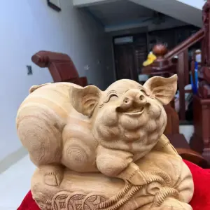 Tượng Heo Gỗ Ngọc Am Liền Khối Mộc Đẹp Cao 22cm