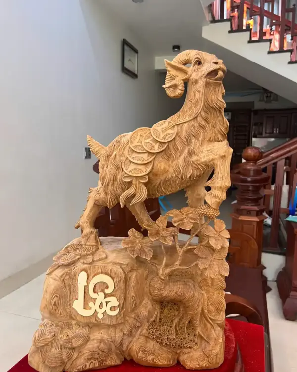 z7898971377423_17ac4059f5820527f5fa6d1cce4406be_Nhất Dương Gỗ Ngọc Am Chất Gỗ Nặng Mộc Đẹp Giá 5.200 Triệu Kích Thước Cao 62cm, Ngang 40cm, Sâu 26cm Tượng Nhất Dương Gỗ Ngọc Am Chất Gỗ Nặng Mộc Đẹp Cao 62cm