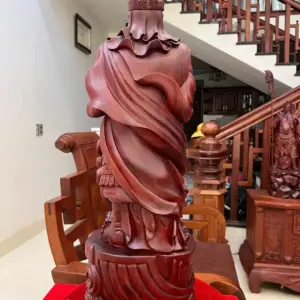 Tượng Trần Quốc Tuấn Chống Kiếm Gỗ Tử Đàn Liền Khối Đục Kỹ Sắc Nét Cao 68cm
