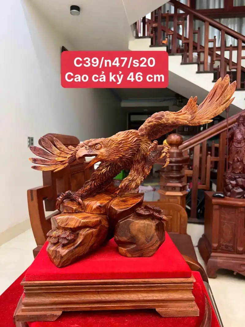 Tượng Đại Bàng Gỗ Sưa Bắc Liền Khối Cao 39cm