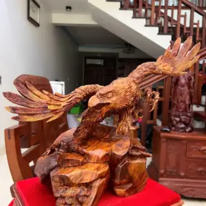 Tượng Đại Bàng Gỗ Sưa Bắc Liền Khối Cao 39cm
