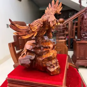 Tượng Đại Bàng Gỗ Sưa Bắc Liền Khối Cao 39cm