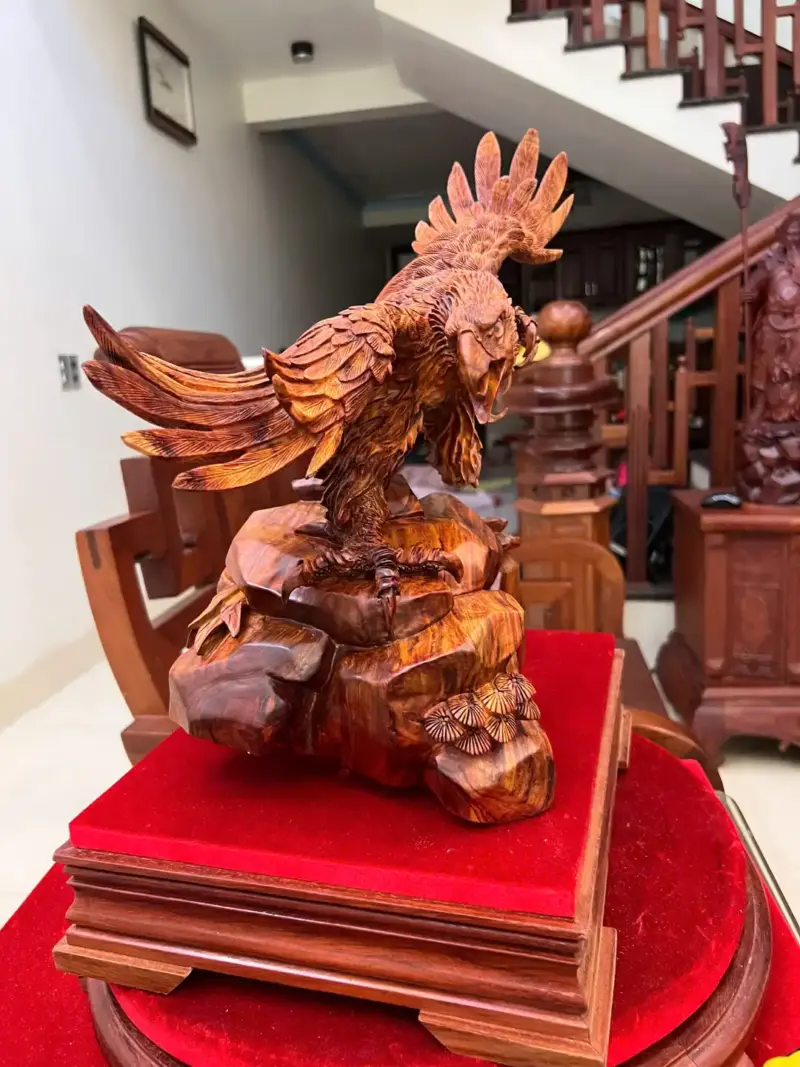 Tượng Đại Bàng Gỗ Sưa Bắc Liền Khối Cao 39cm