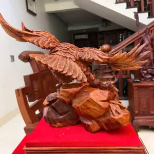 Tượng Đại Bàng Gỗ Sưa Bắc Liền Khối Cao 39cm